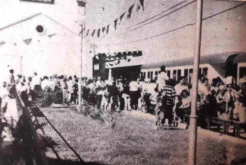 FOTOGRAFIES ANTIGUESI D'ABANS (Gata en el record) -1.869-: FA 31 ANYS A GATA, TRENET ESPECIAL DEL 75 ANIVERSARI