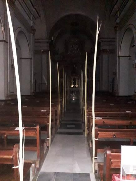 DEMÀ ÉS DIUMENGE RAMS: BENEDICCIÓ A L'ESGLÉSIA, MISSAI DESPRÉS A CAL TRAMUSSER (com mana la tradició) (Temps de COVID19)