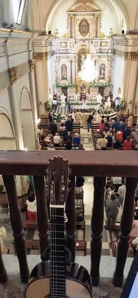 AHIR, DIA DE LA TRINITAT, SEGON TORN DOBLE DE PRIMERES COMUNIONS A GATA