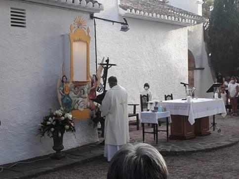 HUI DIUMENGE, FESTA DE SANT JAUME, QUART DIA DE LA NOVENA DEL CRIST A GATA