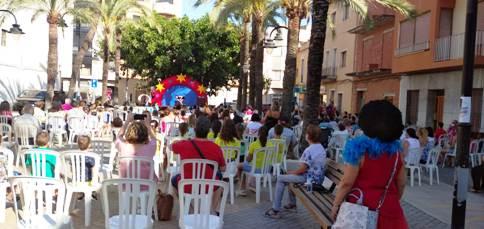 GATA EN FESTES, RESUM DEL DIA D'AHIR. TRUC, CORDÀ INFANTIL, CIRC MENUTS I TEATRE MAJORS
