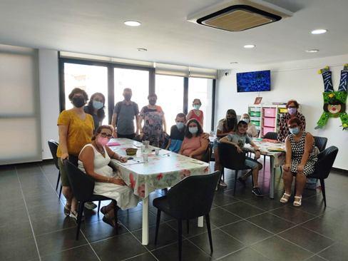 EL TAPIS DE GATA TÉ NOVA SEU A L'EDIFICI POLIVALENT GUILLEM AGULLÓ