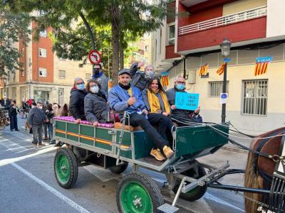 EL JOVE CARRETER DE GATA TOMEU RIPOLL MAS OBTÉ TROFEU AL CARRER SAGUNT DE VALÈNCIA EN LA BENDICIÓ D'ANIMALS A SANT ANTONI