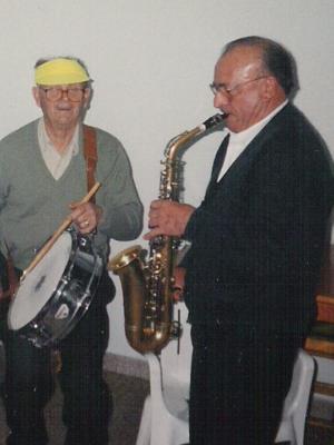 ENS HA DEIXAT PACO COLOMA ARABÍ. Un enamorat de la música de banda