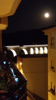 IMATGES CURIOSES, GATA: El pont, la lluna, la llum. Primera nit oficial de la prolongació del tren Teulada-Gata (13-7-2022)