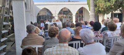 EL PRIMER CEMENTERI MUNICIPAL DE GATA COMPLEIX 90 ANYS I EL SEGON 40 (1932/1982). La missa de Tots Sants ha estat oferida per a tots els difunts al campsant dels Ecles. El doble cementeri té ja registrats 2.474 nínxols