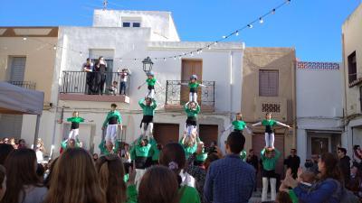 LA INFÀNCIA DE GATA ES CONCENTRA AL RAVAL CELEBRANT LA 1ª FESTA DE L'ESPORT LOCAL. La regidoria d'Esports organitza el matinal amb esports, jocs i tradicions. La Comissió de Festes de Sant Antonio 2023 posa l'esmorzar