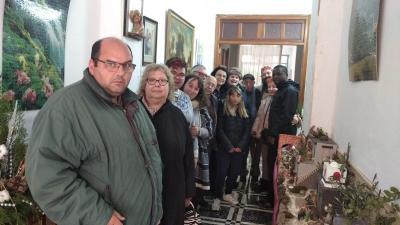 TEMPS DE BETLEMS, ARBRES,: EL COL.LECTIU TAPIS VISITA EL BETLEM MONUMENTAL. TAMBÉ ELS ESCOLARS D'INFANTIL