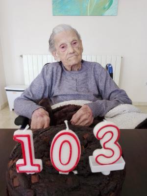 LA CENTENÀRIA MÉS MAJOR DE GATA, MARÍA MONFORT COSTA, FA HUI 103 ANYS. L'altra centenària Pepita Pons va fer els cent el passat 22 de desembre (*Hui, 13 aniversari del blog*)