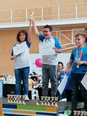 EL JOVE GATER LUÍS MULET SALVÁ FORMA PART DE L'EQUIP DENIER GUANYADOR DE PROJECTES DE ROBÒTICA A CASTELLÓ