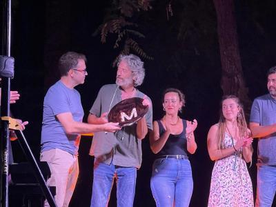 EL POETA I CANTAUTOR SILLER (DE SILLA), ARA VEÍ DE GATA (DE MARE GATERA), IVAN BRULL I PONS GUANYA EL III PREMI CIUTAT DE MANACOR DE MÚSICA D'AUTOR GUILLEM D'EFAK