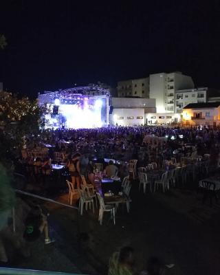 FESTESGATA2023: DIES 5é i 6é: NIT DE PAELLES, DISFRESSES, XIQUET(Foto, Rosario González)