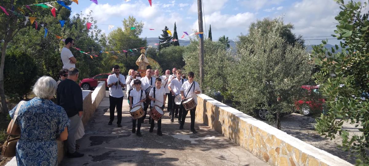 LA FESTA DE L'ERMITA DEL PÒPUL CONCENTRA NOMBROSOS VEÏNS DE XÀBIA I GATA