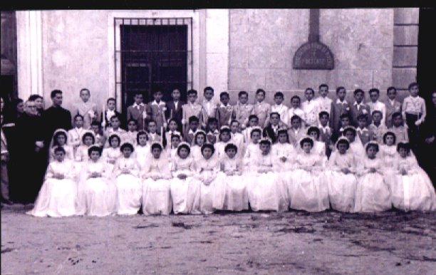 AQUELLS RECORDATORIS DE LES PRIMERES COMUNIONS A GATA